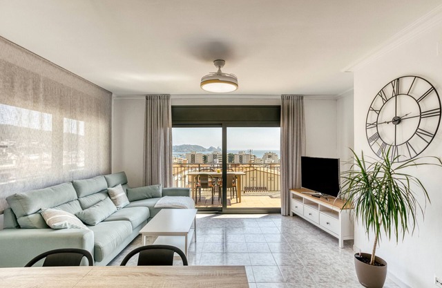 Casa de vacaciones 'Casa Con Vistas A Las Illes Medes' con vistas al mar, Wi-Fi y aire acondicionado