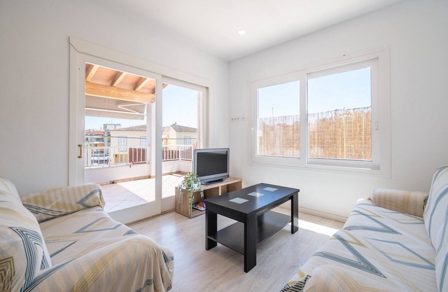 Casa de vacaciones 'Casa Blanca Porto Cristo' con Wi-Fi y aire acondicionado