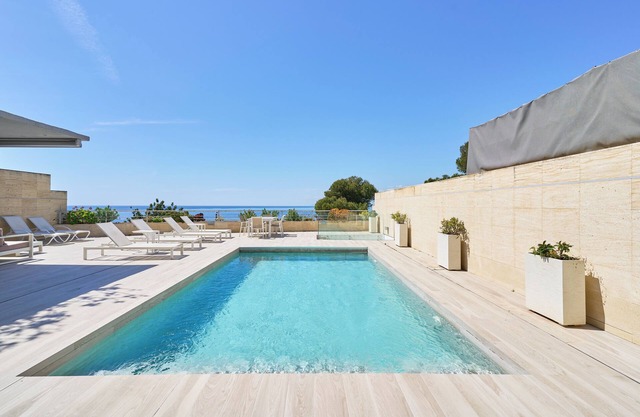 Casa de vacaciones "Casa Beltierra" con vistas al mar, piscina, terrazas y Wi-Fi