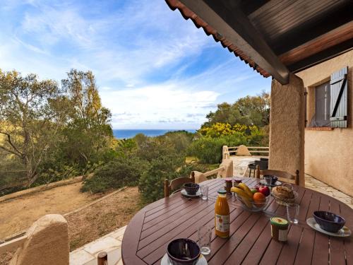Holiday Home Casa Rondinara by Interhome