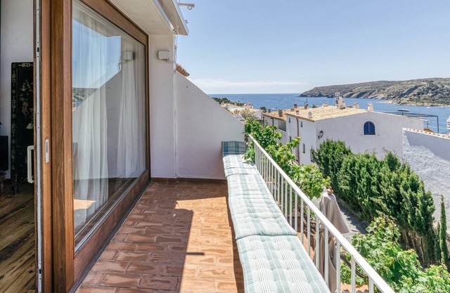 Casa de vacaciones 'Designer House with Panoramic Views' con vistas al mar y aire acondicionado