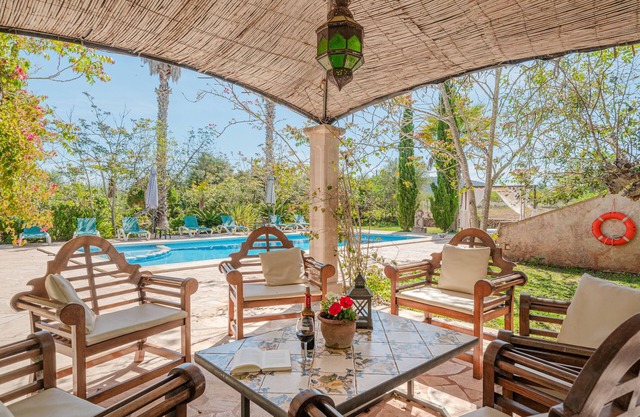 Casa 'Finca Can Xet' con vistas a la montaña, piscina y Wi-Fi