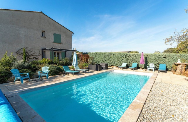 Casa de vacaciones 'L'Ariston' con piscina compartida, terraza privada y Wi-Fi