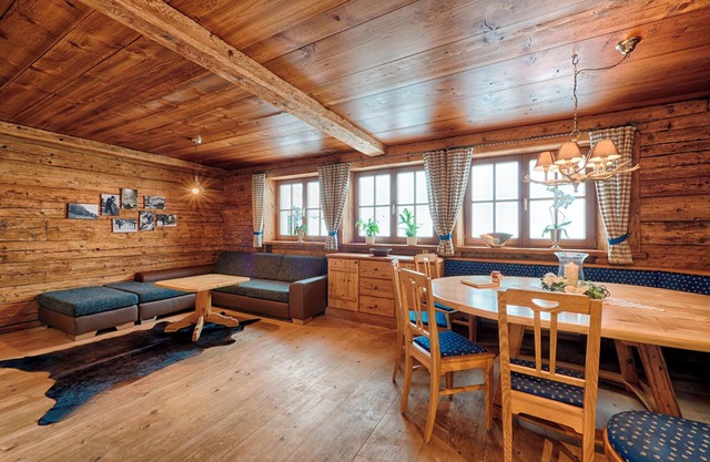 Casa de vacaciones 'Grabenhäusl' con vistas a la montaña, jardín privado y Wi-Fi