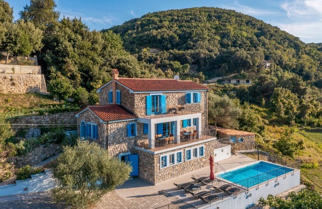 Casa de vacaciones en Supetarska Draga con Seaview, Terraza, Acondicionador, WIFI (890-1)