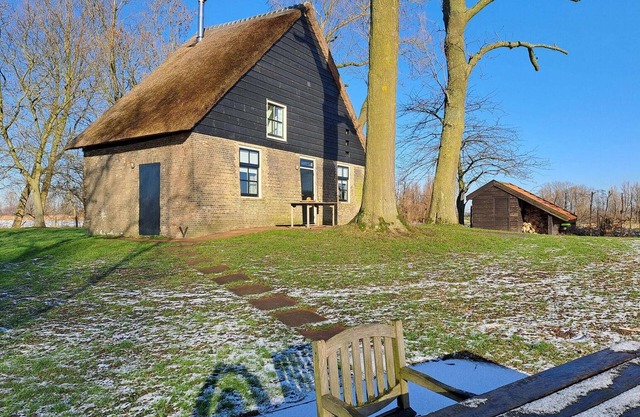 Casa de vacaciones en Drimmelen con jardםn