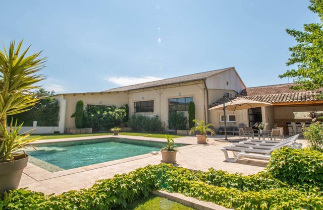 Casa de vacaciones 'Le Mas Du Batadou' con Wi-Fi y aire acondicionado