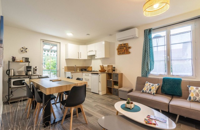 Casa de vacaciones 'Maison De Vacances Centre Ville' con terraza privada, jardín privado y balcón