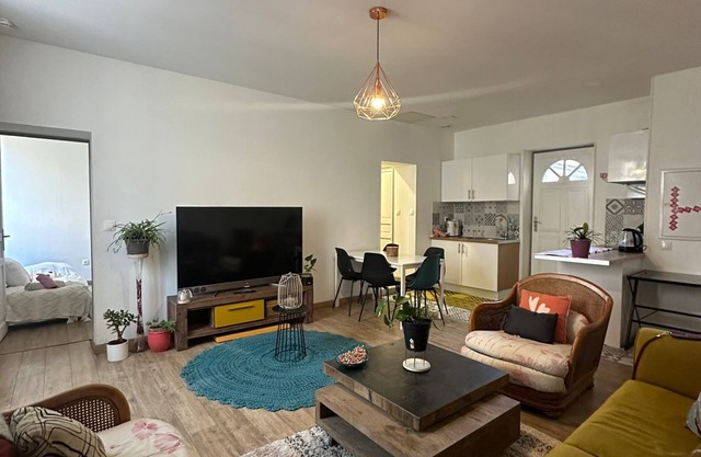 Holiday Home 'Maison De Vacance Centre-ville' with Private Garden and Wi-Fi