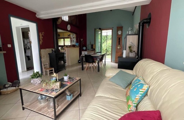 Casa de vacaciones 'Maison De Vacances Pradines' con jardín privado
