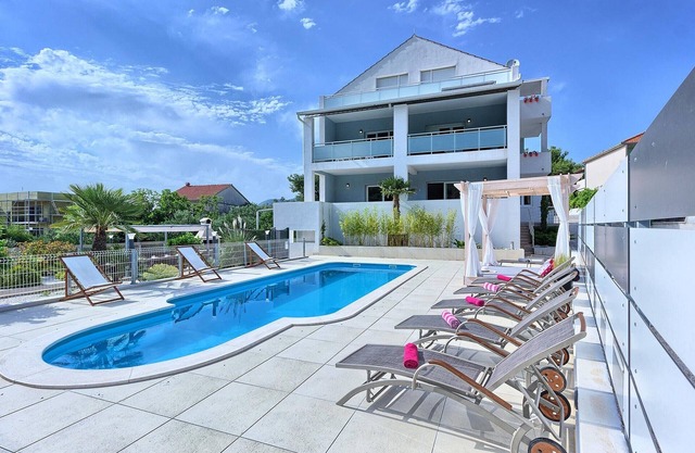 Casa de vacaciones Neven, (15745), Okrug Donji, isla de Ciovo, Croacia