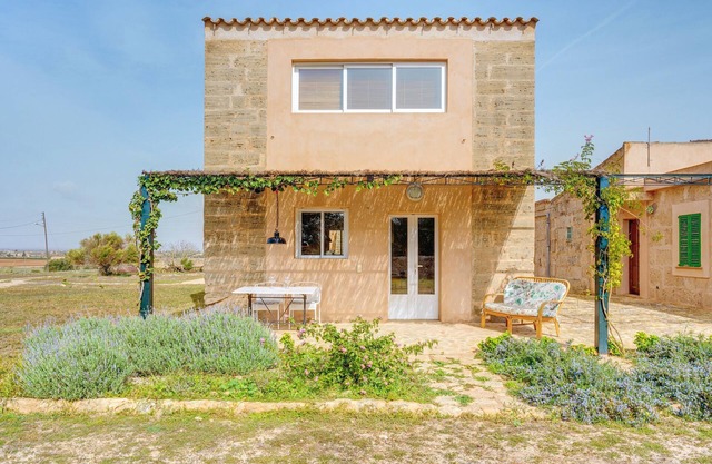 Casa de vacaciones 'Possessio Sa Barrala Duplex' con vistas a la montaña y Wi-Fi