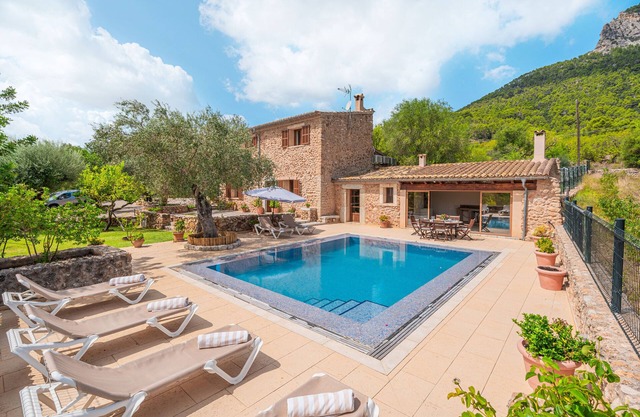 Casa de vacaciones 'Sa Sort' con vistas a la montaña, Wi-Fi y aire acondicionado