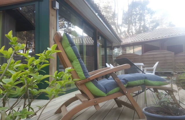 Casa de Vacaciones 'Stéphane Le Gac' con Piscina Compartida, Terraza Privada y Wi-Fi