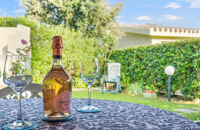 Casa de vacaciones "Sweet Home" con vistas a la montaña, jardín privado y aire acondicionado
