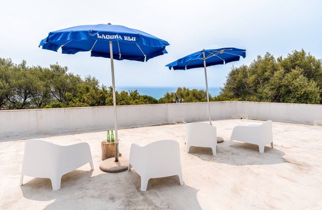 Casa de vacaciones 'Villa Acquamarina' con vistas al mar, Wi-Fi y aire acondicionado