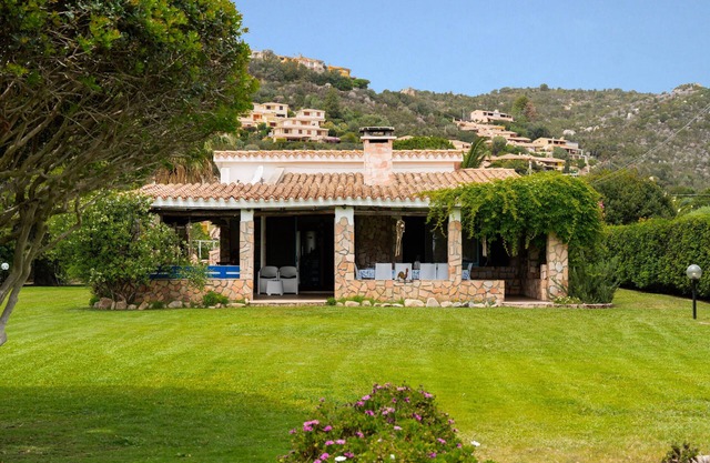 Casa de vacaciones 'Villa Tiziana' con vistas al mar, Wi-Fi y aire acondicionado