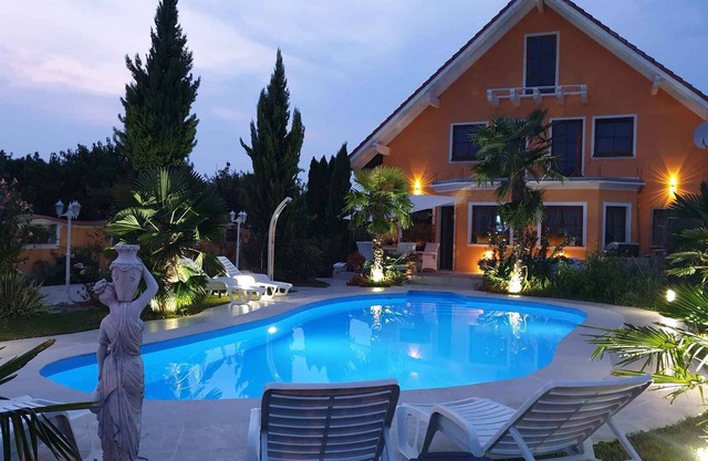 Casa vacacional con piscina exterior y wifi