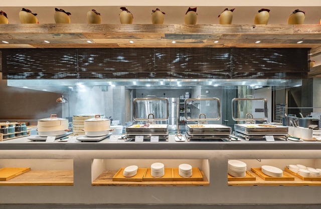Holiday Inn Express Shanghai Expo Centre by IHG