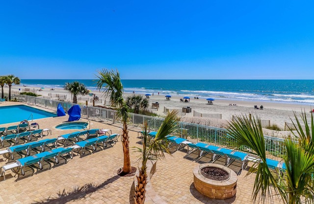 Holiday Inn Resort Oceanfront at Surfside Beach by IHG
