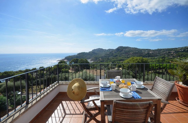 Alquiler apartamento con piscina en Begur, Aiguablava