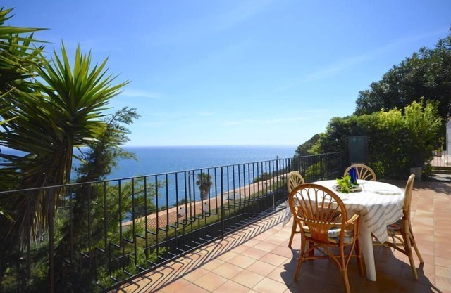 Alquiler apartamento con piscina en Begur, Sa Tuna