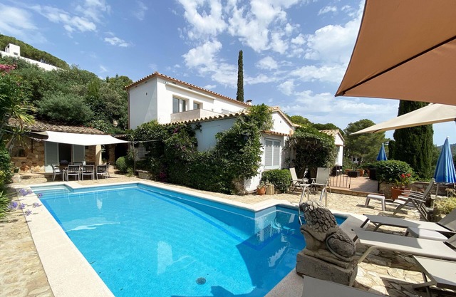 Alquiler villa con piscina en Begur, Casa de Campo