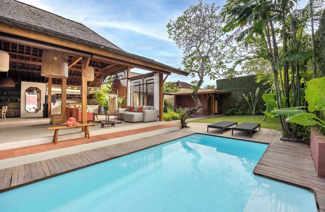 Casa de madera favorita de la familia 2BR 5min Seminyak