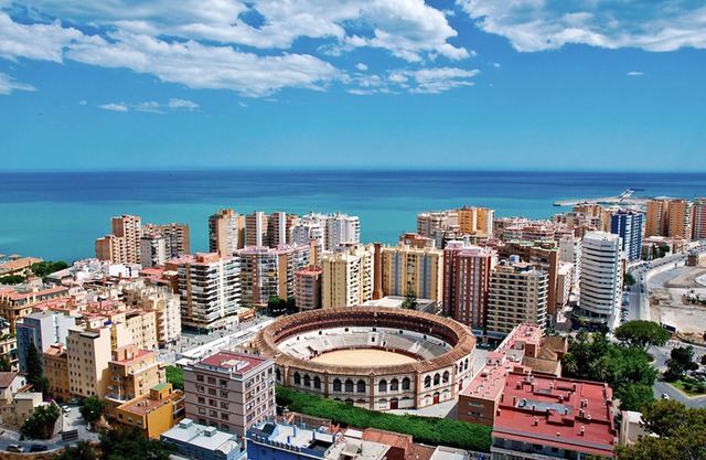 Holidays2Malaga Suites Apartments