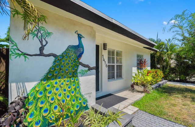 Home w Guest House Managed by BNR Vacation Rentals