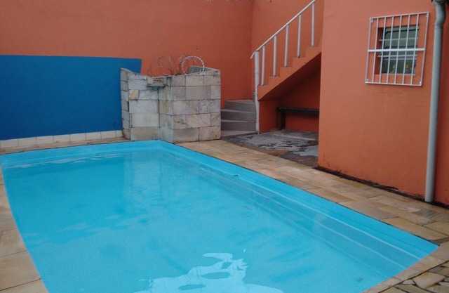 Inicio con piscina y sala de juegos, espacioso y cómodo, cerca de la playa.