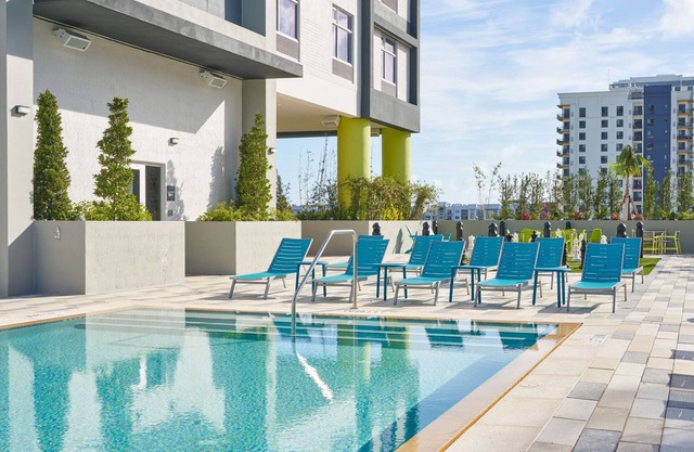 Home2 Suites by Hilton Ft. Lauderdale Downtown, FL