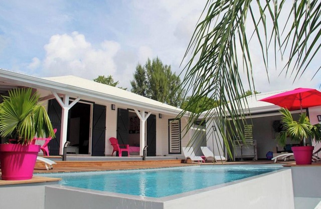 Homerez - Villa de 150 m² con piscina en Saint François