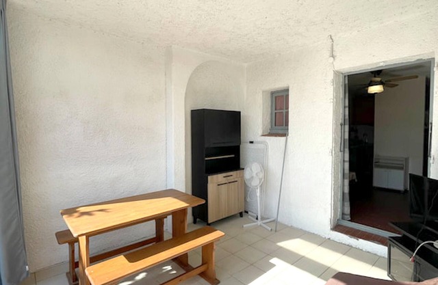 Homerez - ¡A 50 m de la playa! Estudio para 4 pers. con terraza en Linguizzetta
