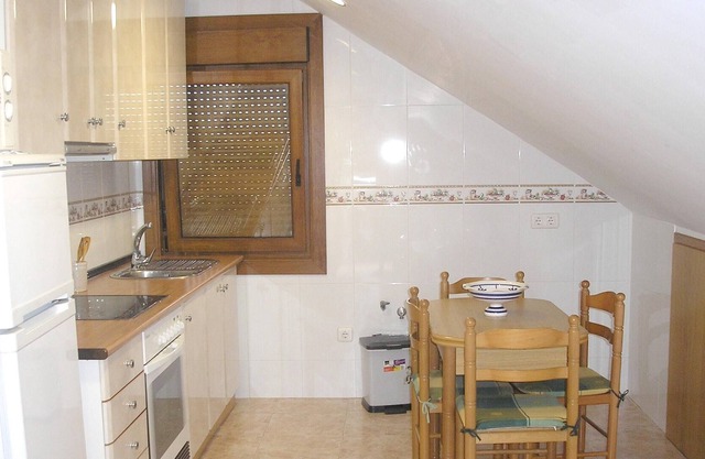 Homerez - Espectacular apartamento a 1 km de la playa para 4 pers. en A Guarda