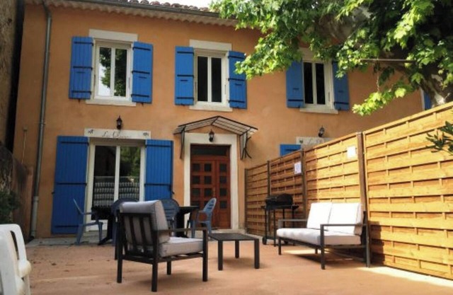 Homerez - Apartment in Bollène with pool