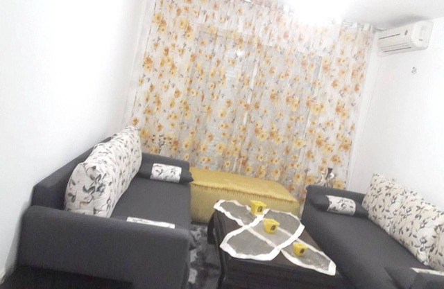 Homerez - Apartamento a 1 km de la playa para 7 pers. con jardín en Tetouan