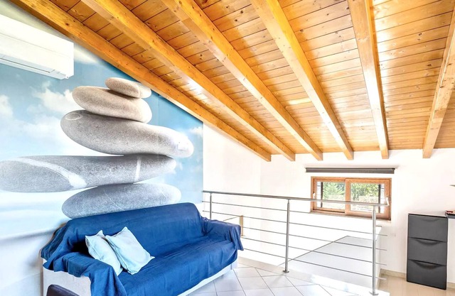 Homerez - Beautiful apartement for 5 ppl. with terrace and balcony at Verona