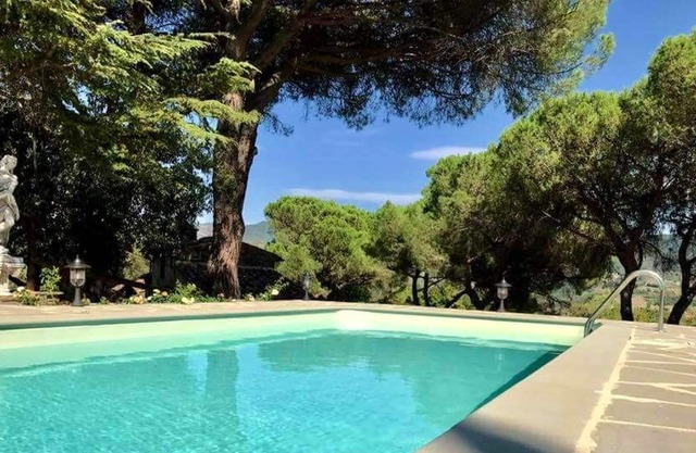 Homerez - Grande villa para 9 pers. con piscina, jardín y terraza en Arezzo