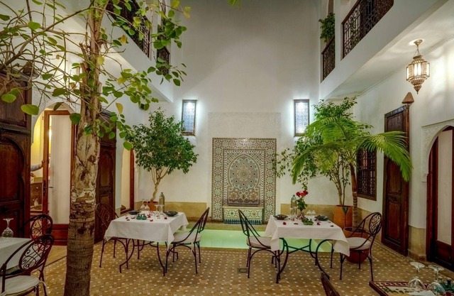 Homerez - Villa para 18 pers. con piscina y balcón en Méchouar-Kasbah, Marrakech