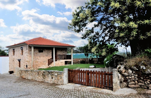 Homerez - Casa Encantadora en Parada + Chimenea, Jardín