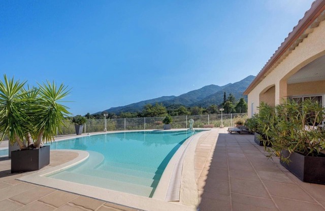 Homerez - Casa con piscina en Montesquieu-des-Albères