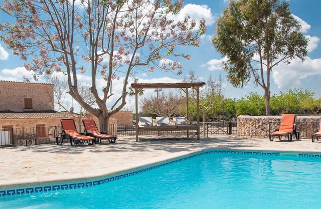 Homerez - Espaciosa casa para 8 pers. con piscina, jardín y terraza en Sencelles