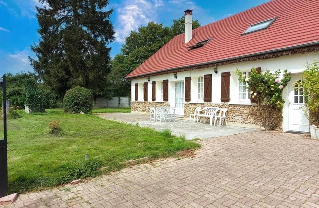 Homerez - House in La Bazoche-Gouet
