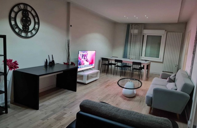 Homerez - House in Mérignac, downtown