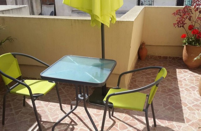 Homerez - Apartamento a 10 km de la playa para 3 pers. con terraza en Casablanca