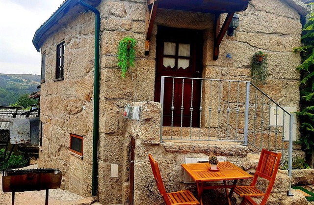 Homerez - Bonita casa para 2 pers. con balcón en Lindoso