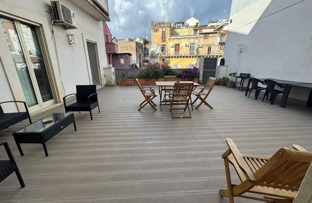 Homerez - Amplio apto en Catania