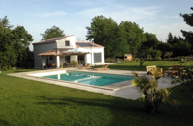 Homerez - Villa en Eyragues con piscina