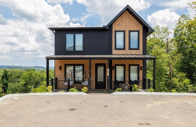 Horizons Ahead! New Luxury Home w/ Theater & Private Pool by Beyond Expectations